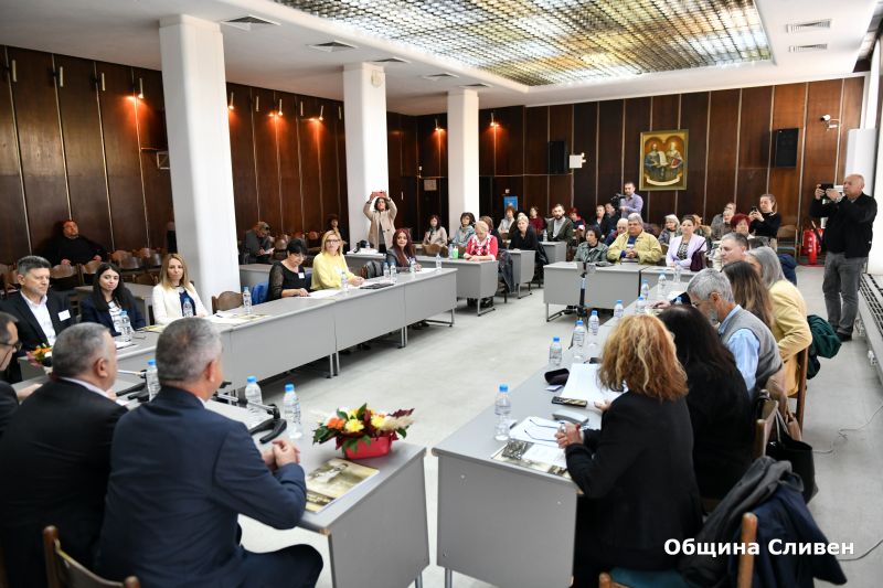 В Сливен се провежда Националната научна конференция, посветена на 200 години от рождението на Добри Чинтулов
