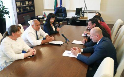 ДДС за храните и туризма става 9%