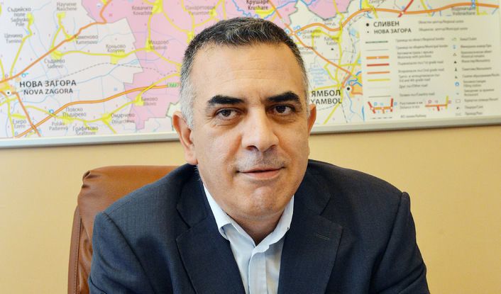 Стефан Радев