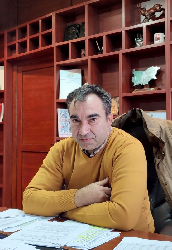 Директорът на ЮИДП инж. Димчо Радев поздравява всички именици с големите християнски празници – Йордановден и Ивановден