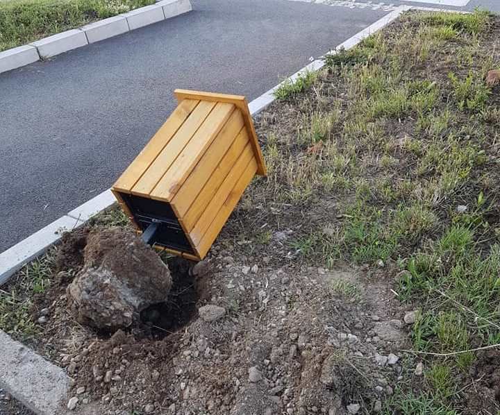 Вандалските прояви в Сливен продължават