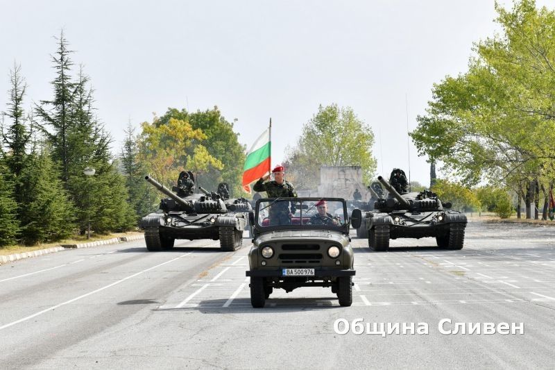 Поздравление на председателя на Общински съвет-Сливен Димитър Митев по случай празника на Българската армия