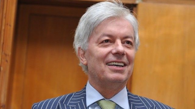Валентин Михов