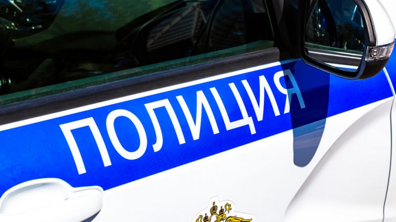 Трима задържани при полицейска акция за купуване на гласове в Тополчане