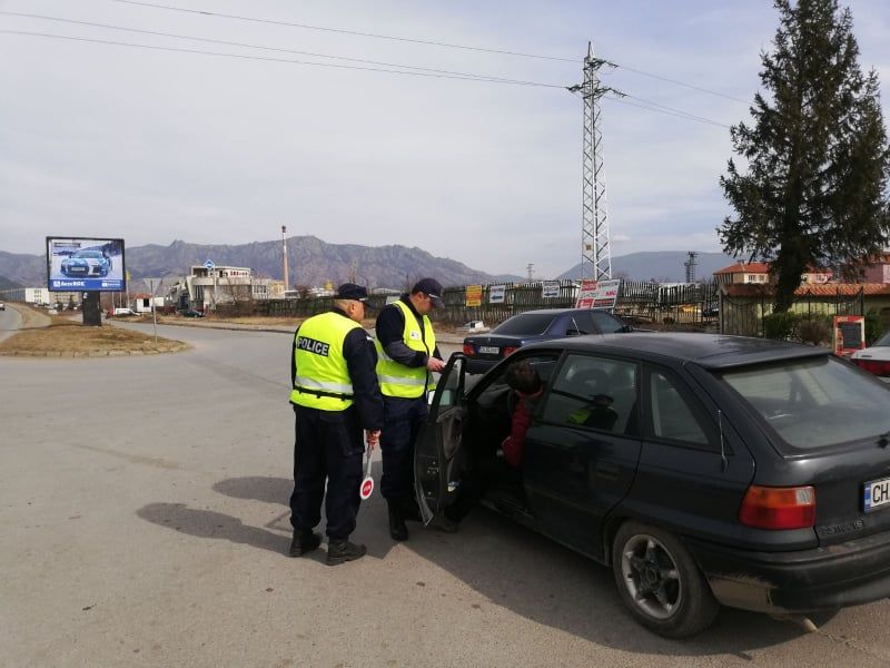 ОДМВР-Сливен засилва проверките за употреба на алкохол и наркотици на водачите на МПС в малките населени места