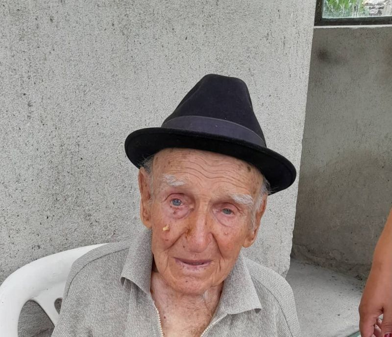 106 - годишният Стойчо Стойчев от Нова Загора - най - възрастния ветеран от Втората световна война, изграждал котлите на ТЕЦ - Сливен,