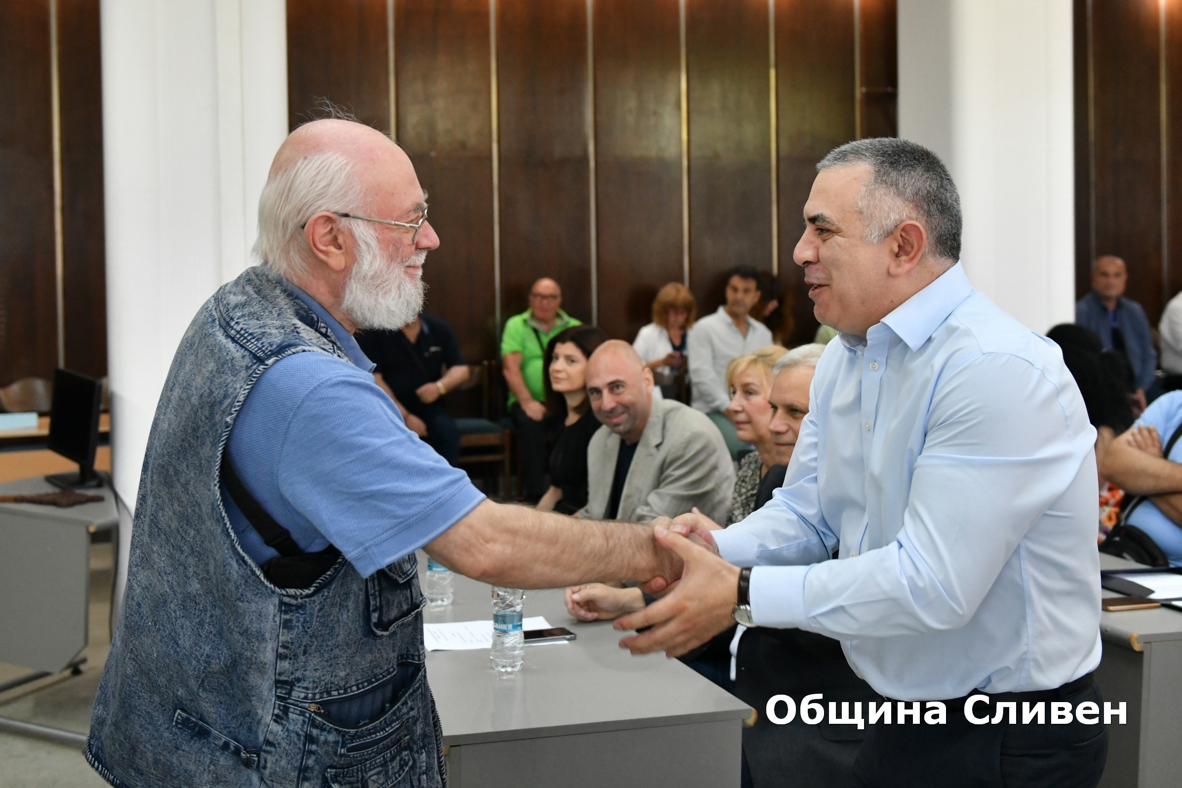 =_UTF-8_B_0YAxMjMuanBn_=.jpg