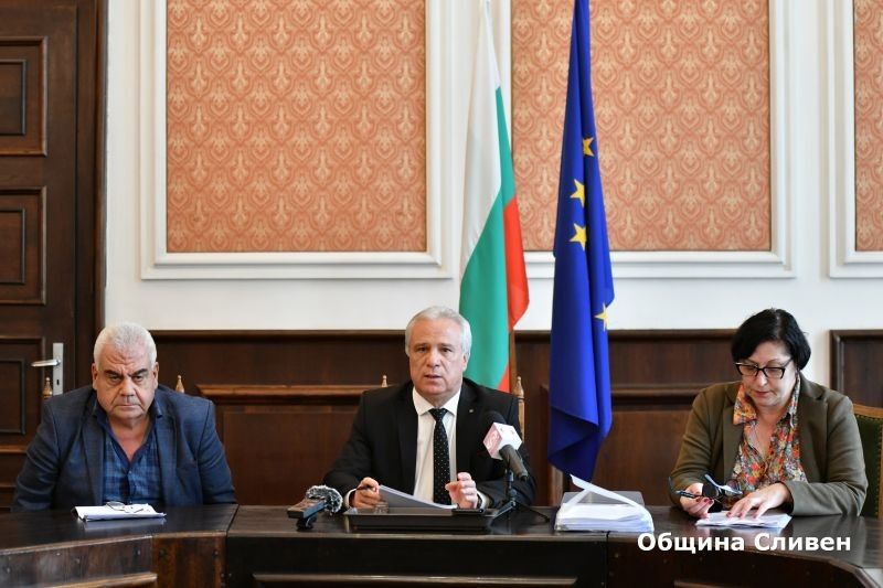 Местният парламент ще гласува промяна на бюджета и на годишната програма за управление и разпореждане с общински имоти