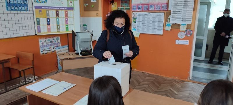 Десислава Танева: Днес гласувах за възстановяване на нормалността