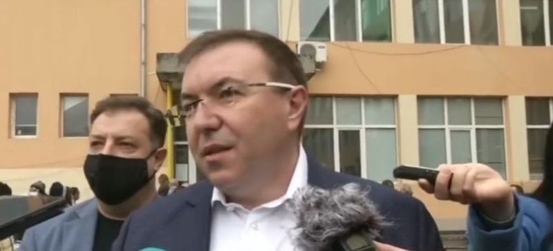 Костадин Ангелов упражни правото си на глас