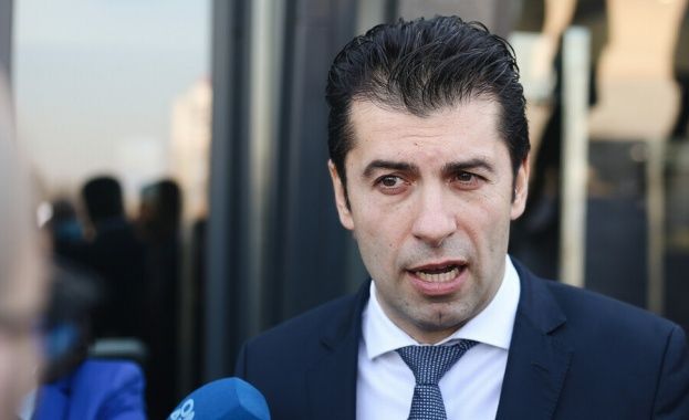 Петков: Утре ще има пари за пътните строители