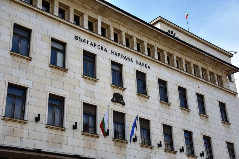 Банките в България предлагат данъчна ваканция от 3 до 6 месеца