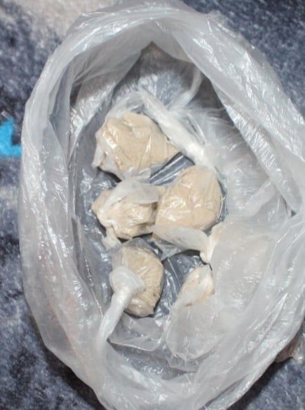 7 опаковки хероин и боеприпаси са иззети от полицията в Нова Загора при операция против наркоразпространението