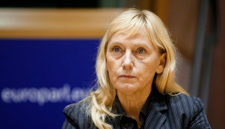 Елена Йончева