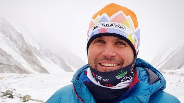 Погребват Атанас Скатов в неделя в Сливен