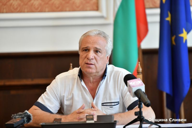 Димитър Митев